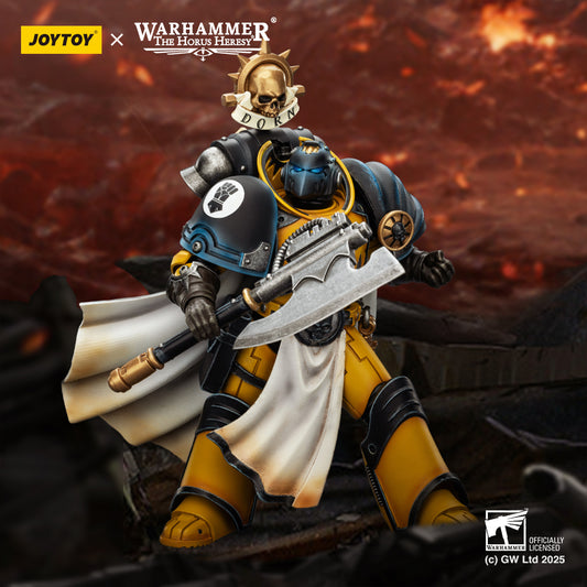 Imperial Fists Librarian Consul with Force Axe and Bolt Pistol