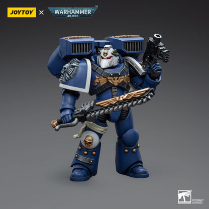 Ultramarines Vanguard Veteran with Chainsword and Bolt Pistol