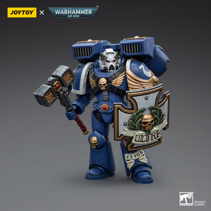 Ultramarines Vanguard Veteran with Thunder Hammer and Storm Shield